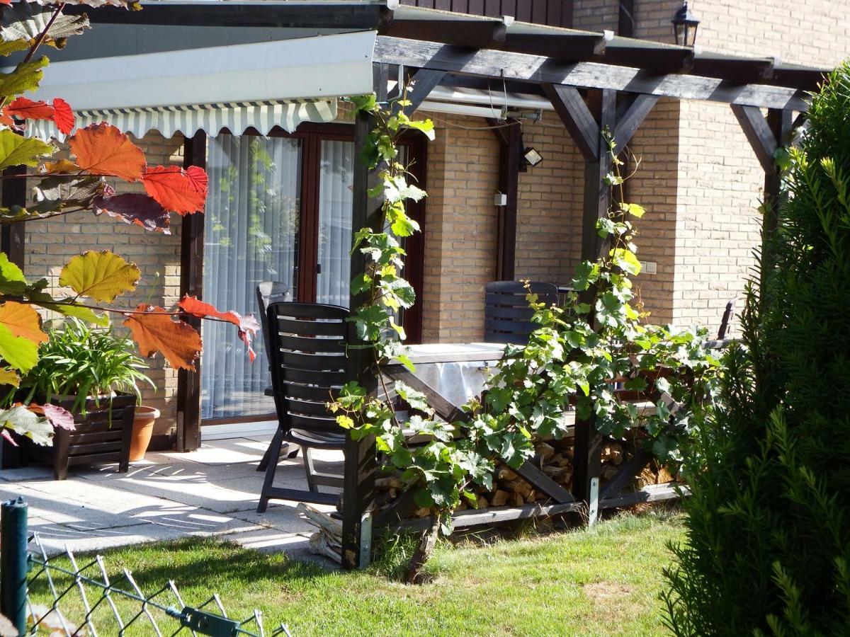 Nette Ferienwohnung Mit Eigenem Eingang Und Sonnenterrasse 아이슈타인 외부 사진