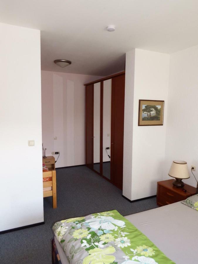 Nette Ferienwohnung Mit Eigenem Eingang Und Sonnenterrasse 아이슈타인 외부 사진