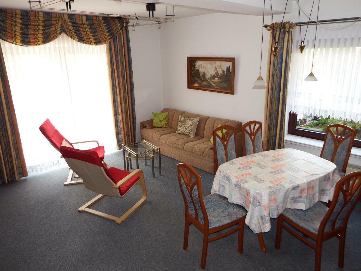 Nette Ferienwohnung Mit Eigenem Eingang Und Sonnenterrasse 아이슈타인 외부 사진